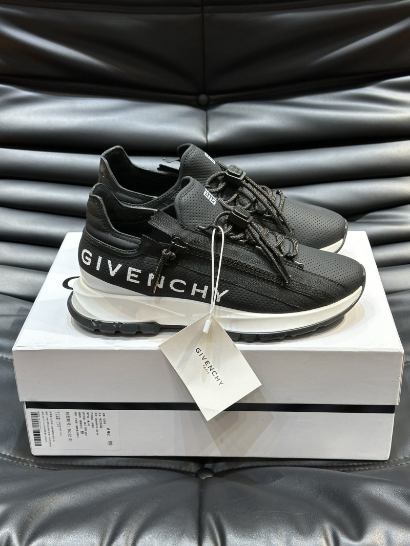 Givenchy Sneakers